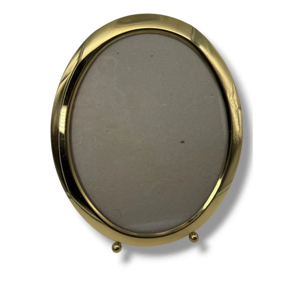 Vintage Oval Brass Picture Frame Gold Tone Metal Ball Feet Tabletop Wall 8x10